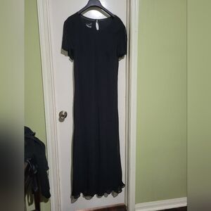 Elegant Benjamin A Black Maxi Dress